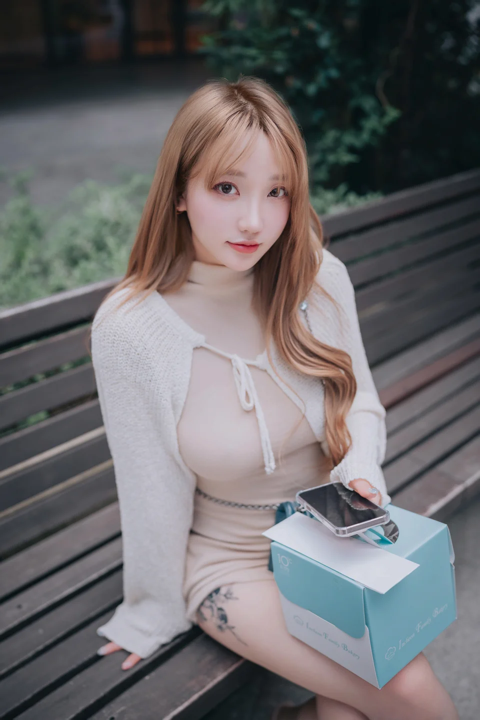 孙乐乐(Son Ye-Eun)-115 Happy Solo Birthday [251P-982MB] tg@simisebaisi 【丝足阁】056.webp